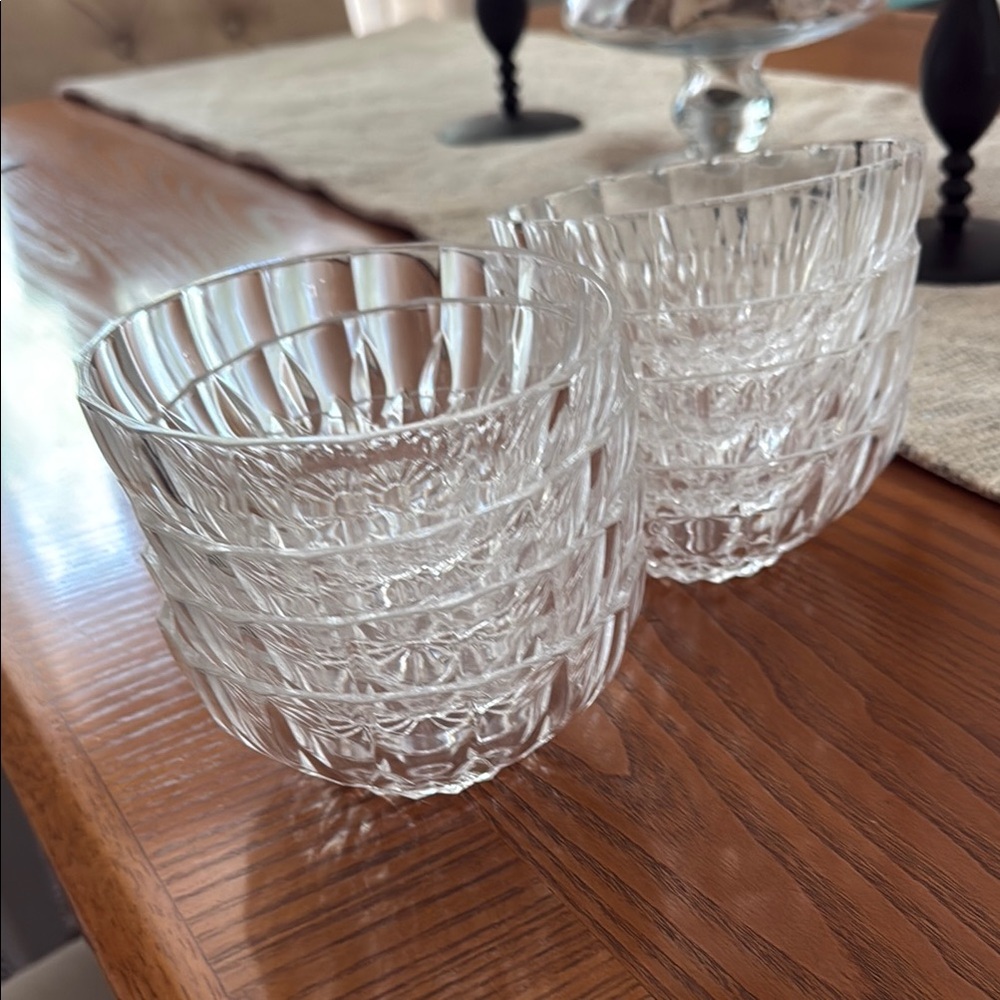 Elegant Crystal Glass Bowls Set (8)